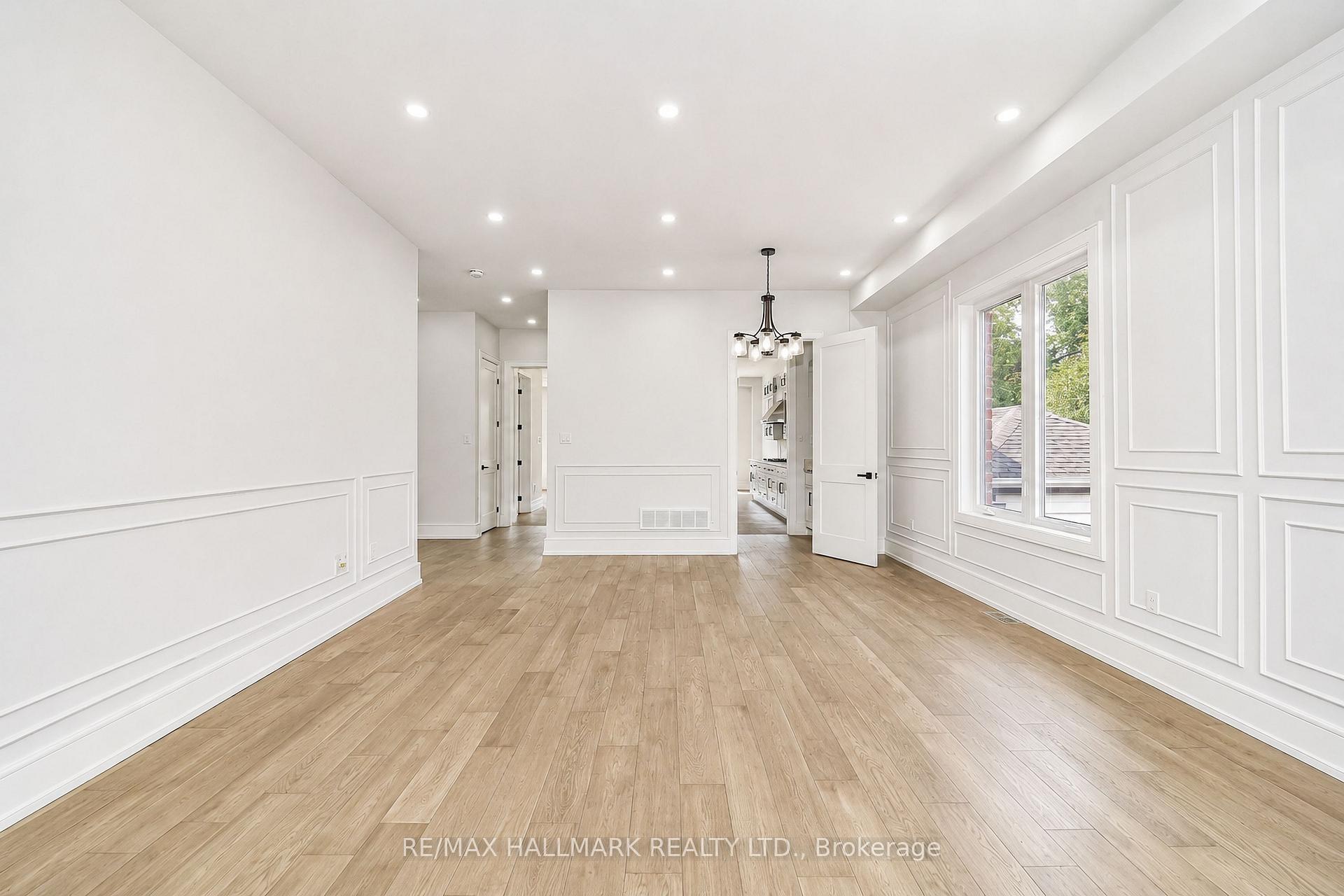 Photo 7 of 27 Sundridge Drive, Scarborough, Clairlea-Birchmount — HOMEH