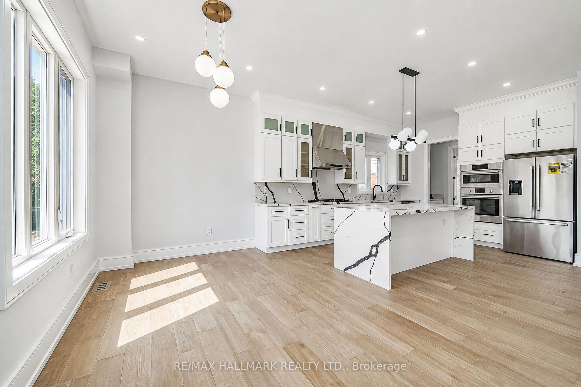 Photo 16 of 27 Sundridge Drive, Scarborough, Clairlea-Birchmount — HOMEH