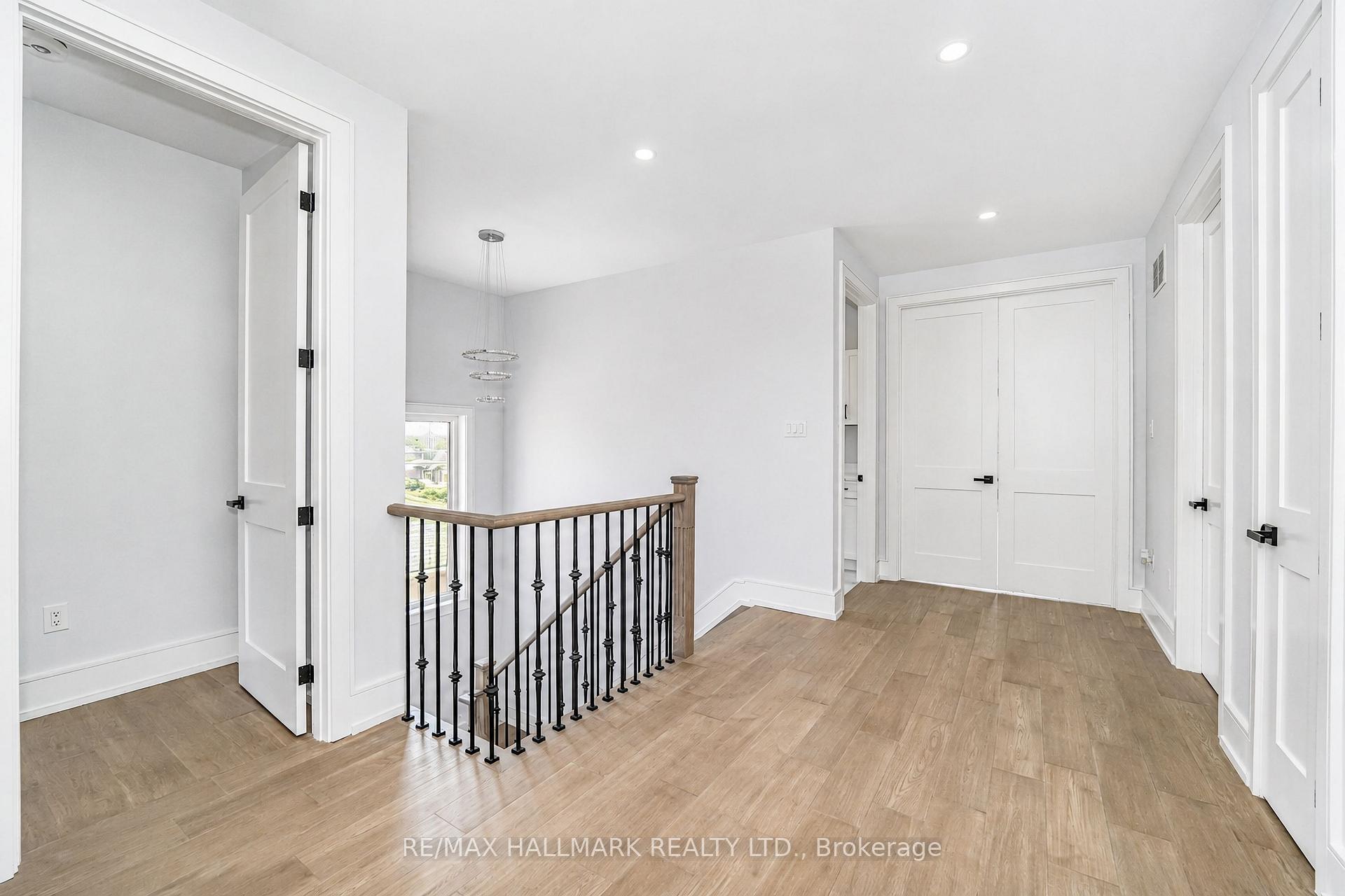 Photo 24 of 27 Sundridge Drive, Scarborough, Clairlea-Birchmount — HOMEH