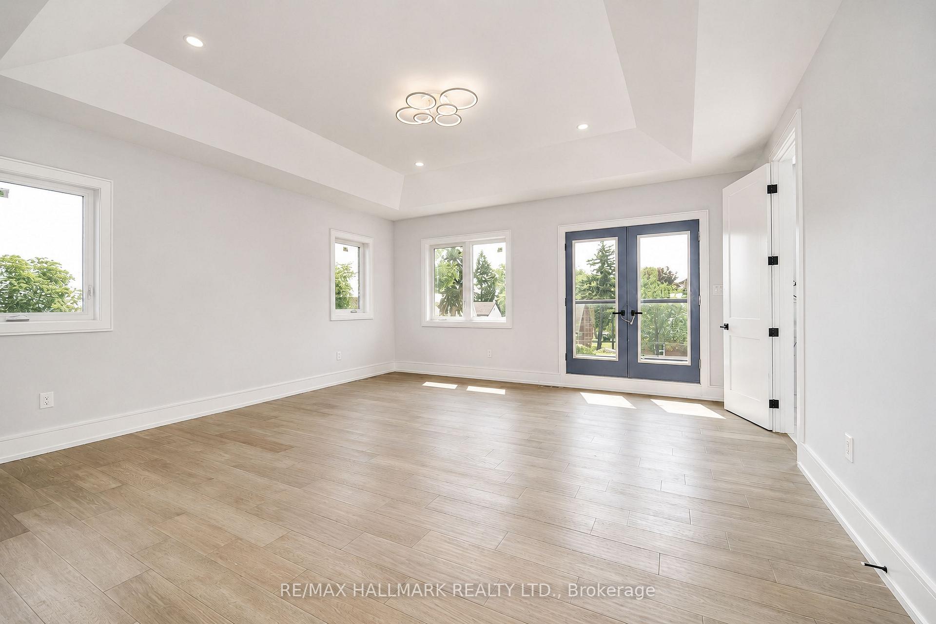 Photo 26 of 27 Sundridge Drive, Scarborough, Clairlea-Birchmount — HOMEH