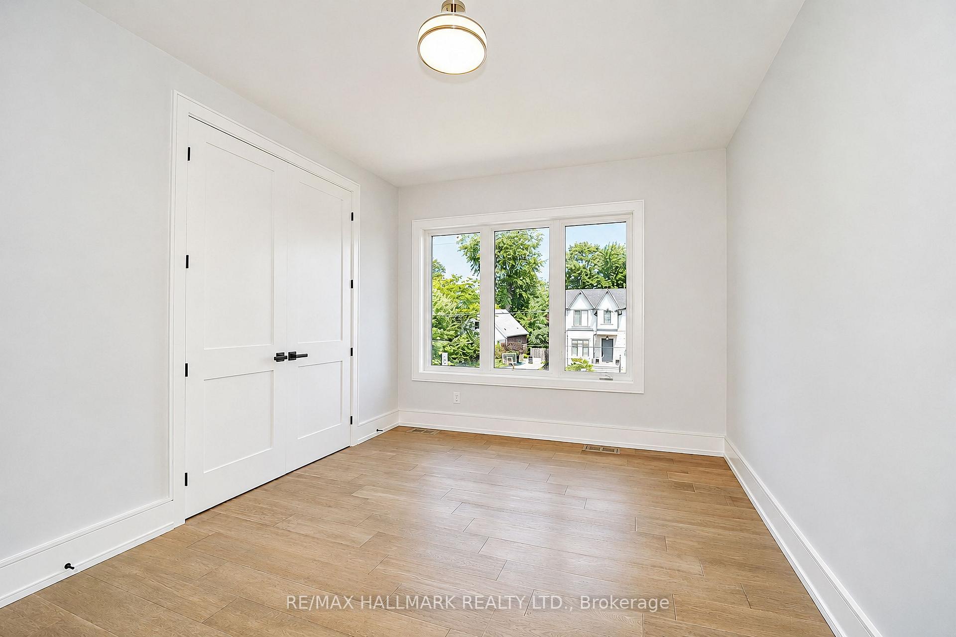 Photo 33 of 27 Sundridge Drive, Scarborough, Clairlea-Birchmount — HOMEH