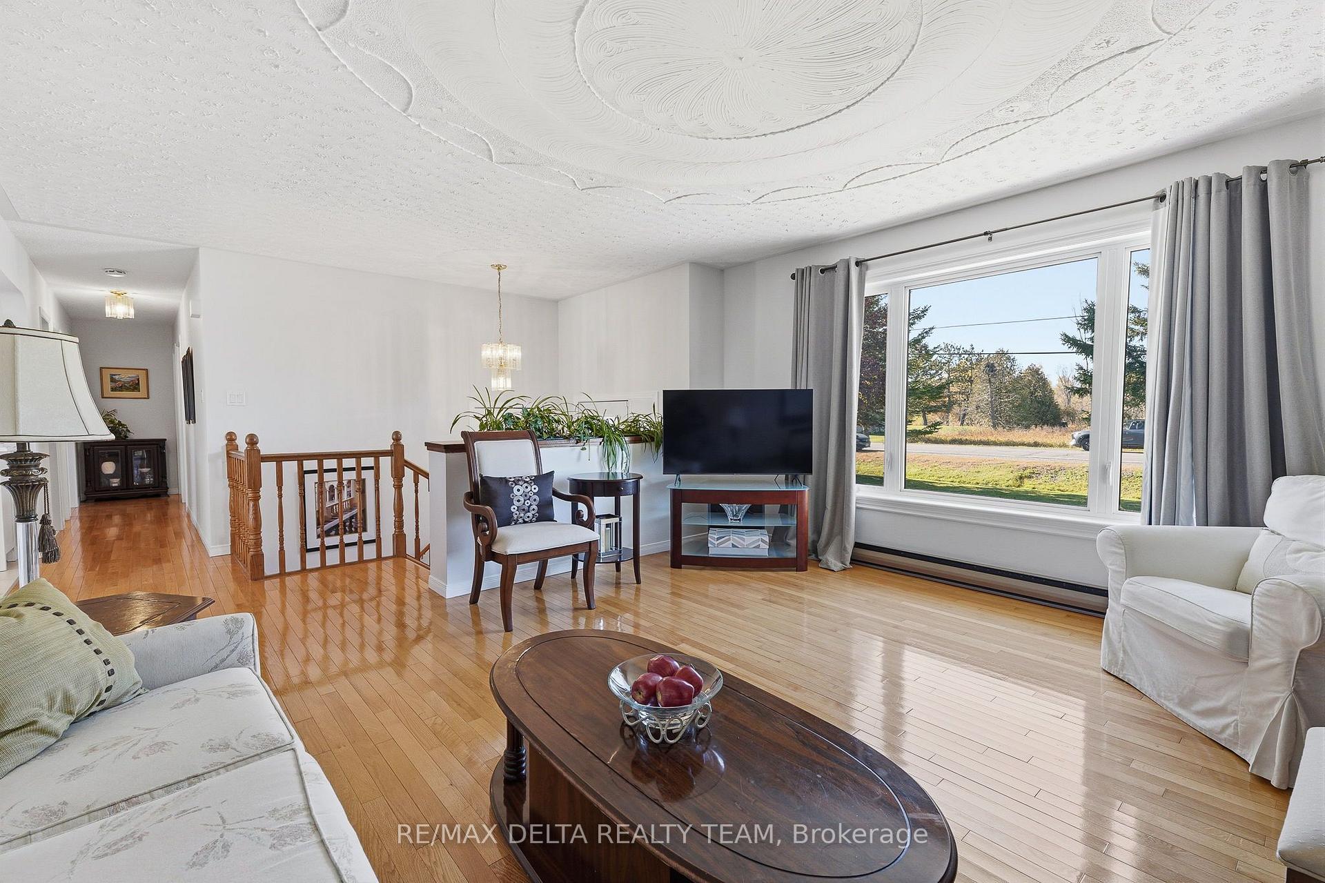 Photo 7 of 4583 Boundary Road, Ottawa, Vars & Area — HOMEH
