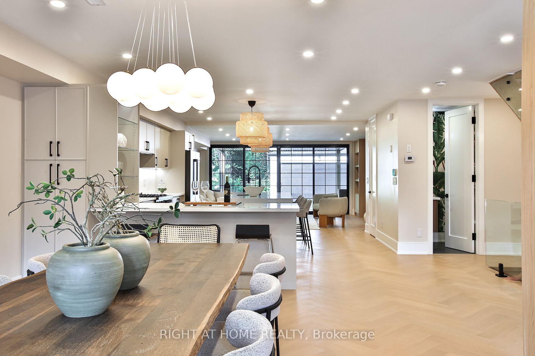 Photo 10 of 106 Eastbourne Avenue, Toronto, Yonge-Eglinton — HOMEH