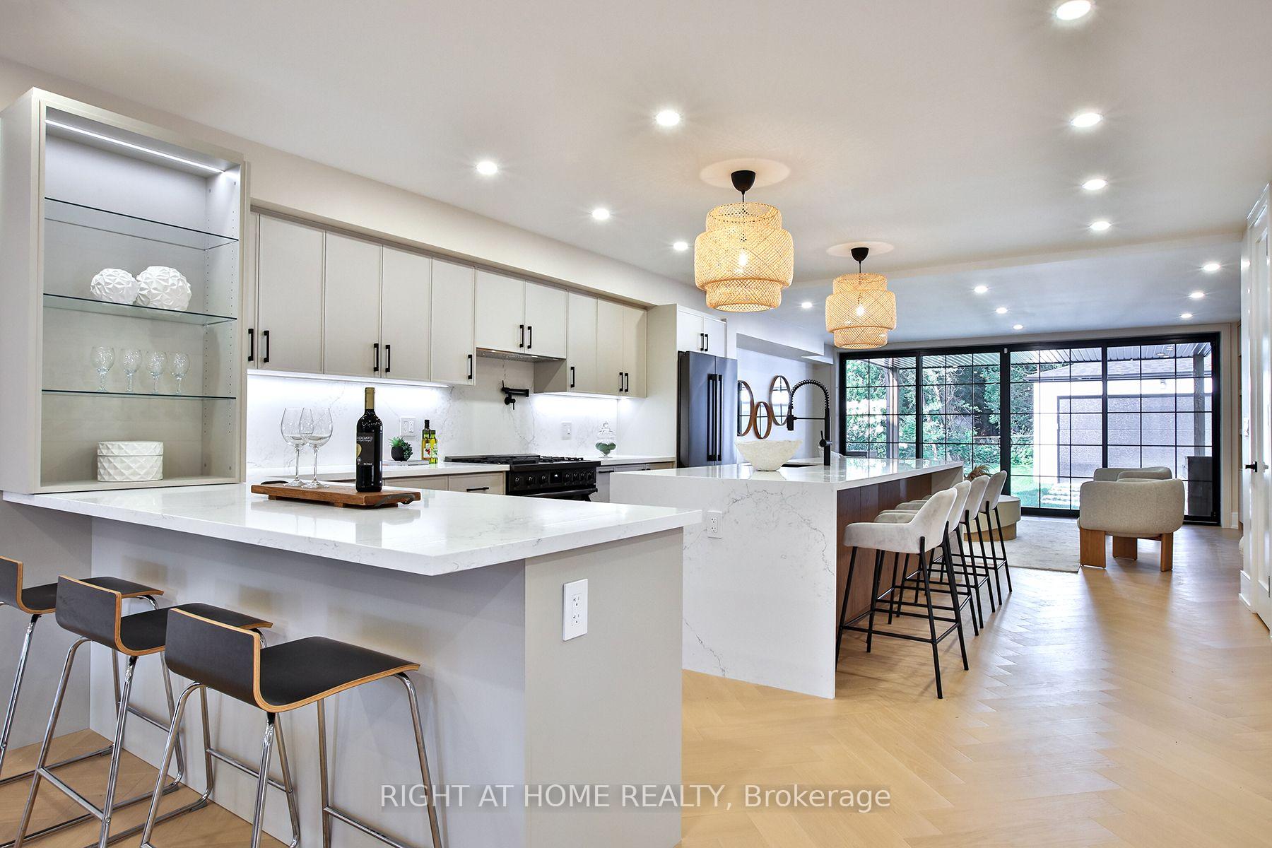 Photo 12 of 106 Eastbourne Avenue, Toronto, Yonge-Eglinton — HOMEH