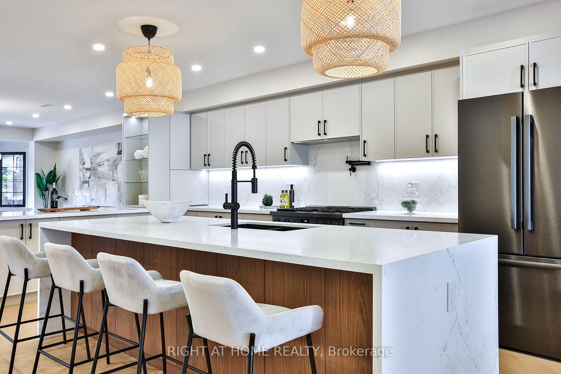 Photo 15 of 106 Eastbourne Avenue, Toronto, Yonge-Eglinton — HOMEH