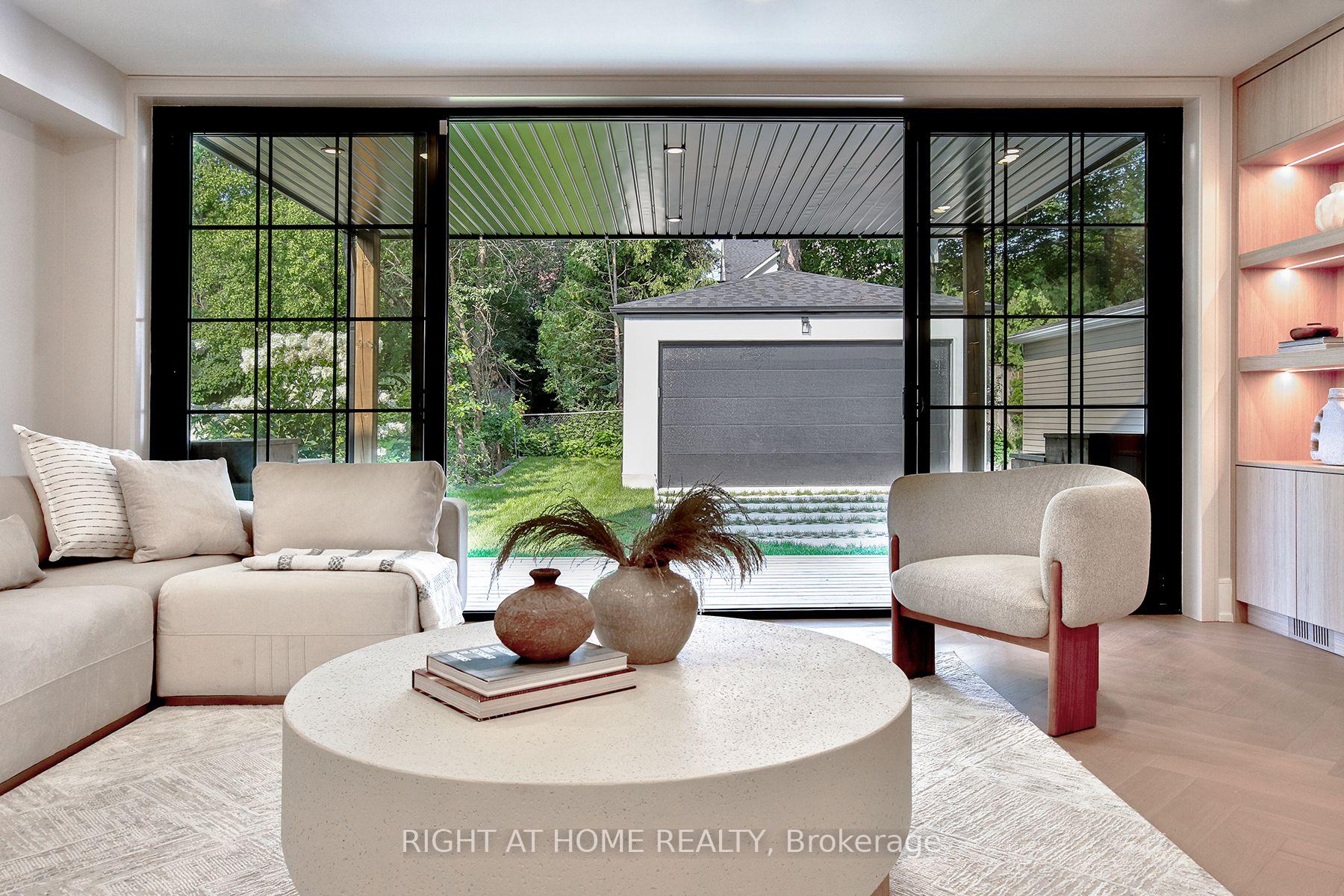 Photo 18 of 106 Eastbourne Avenue, Toronto, Yonge-Eglinton — HOMEH