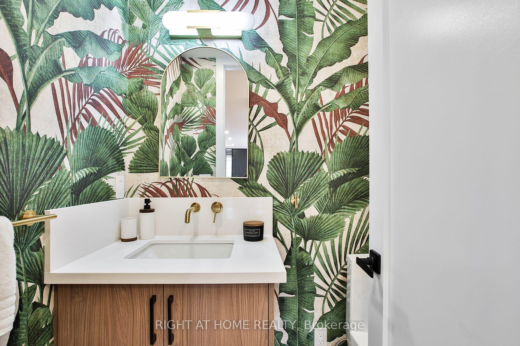 Photo 21 of 106 Eastbourne Avenue, Toronto, Yonge-Eglinton — HOMEH