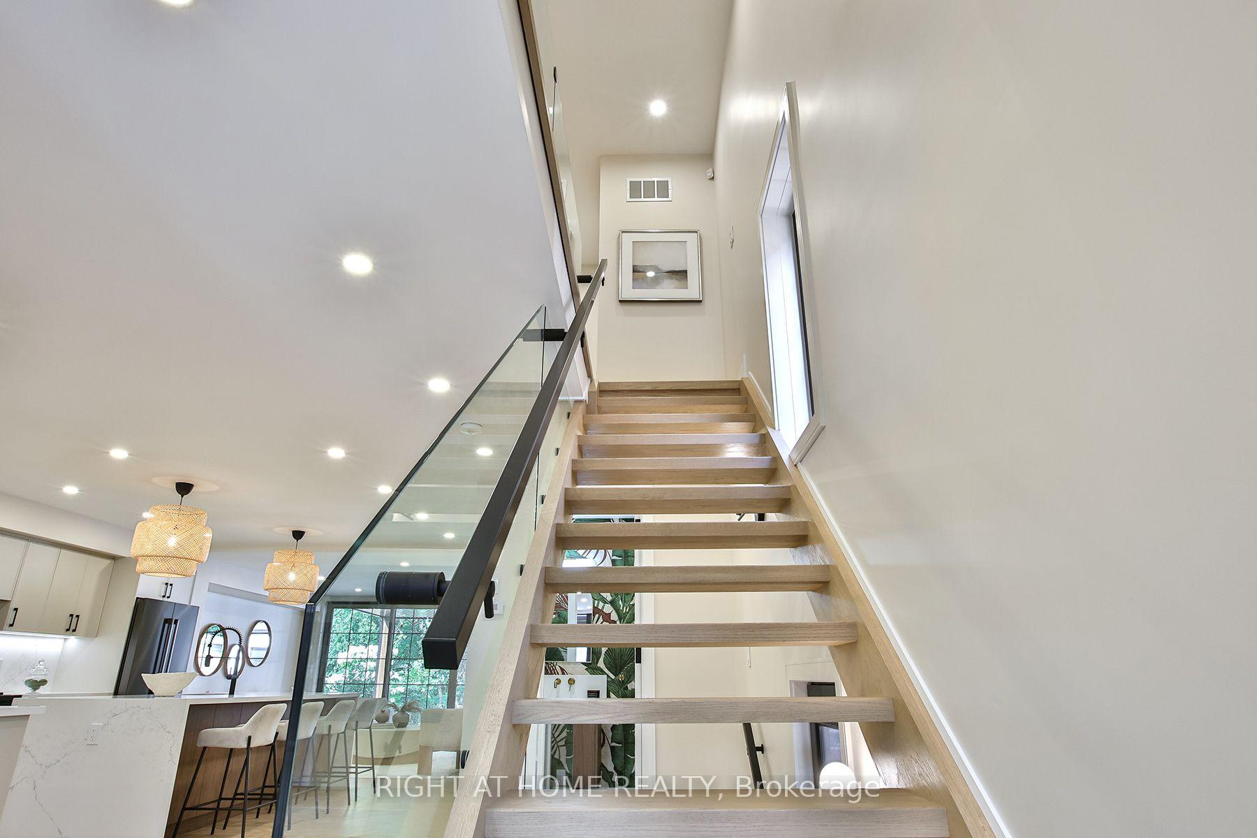 Photo 22 of 106 Eastbourne Avenue, Toronto, Yonge-Eglinton — HOMEH