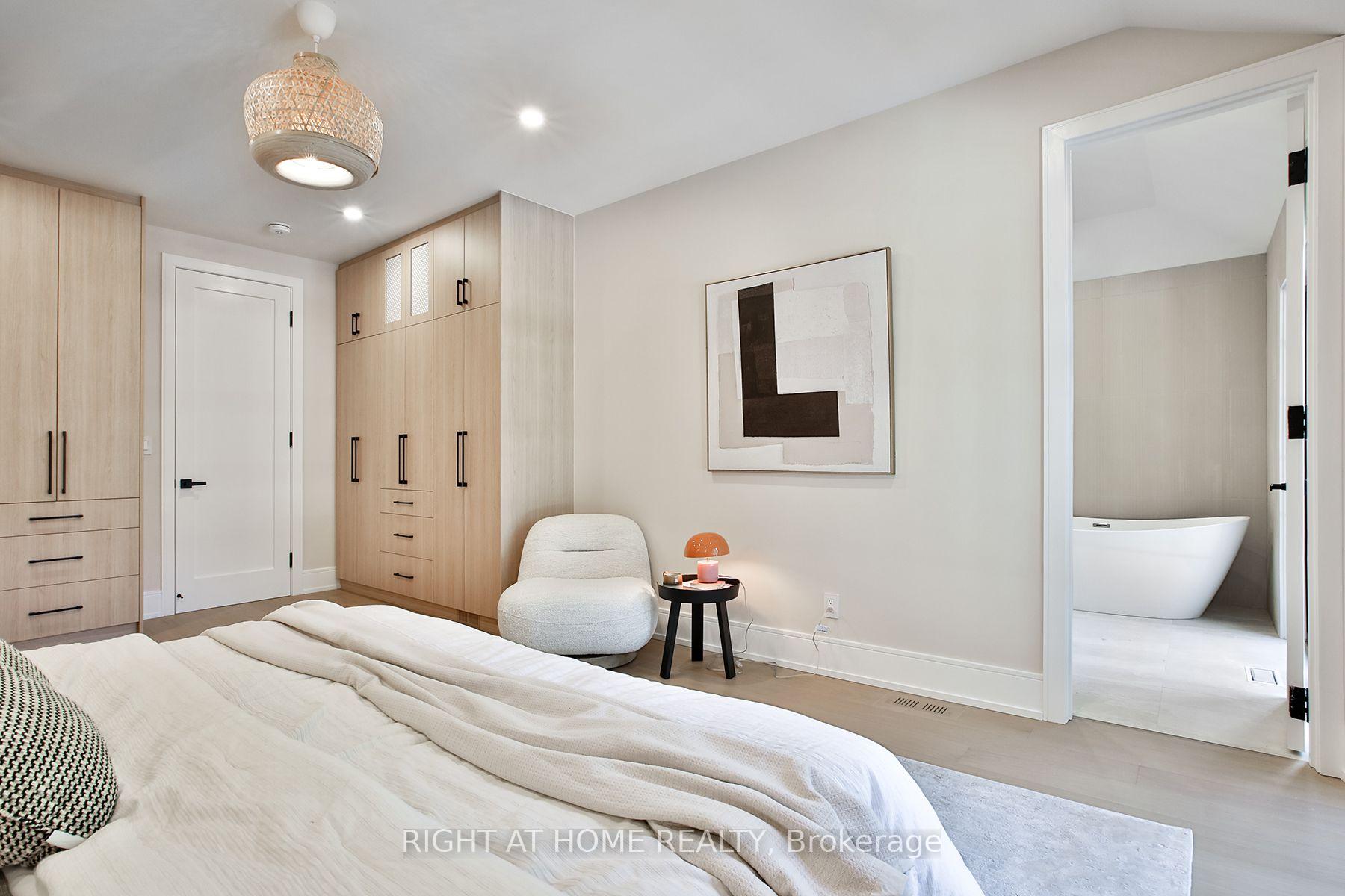 Photo 26 of 106 Eastbourne Avenue, Toronto, Yonge-Eglinton — HOMEH