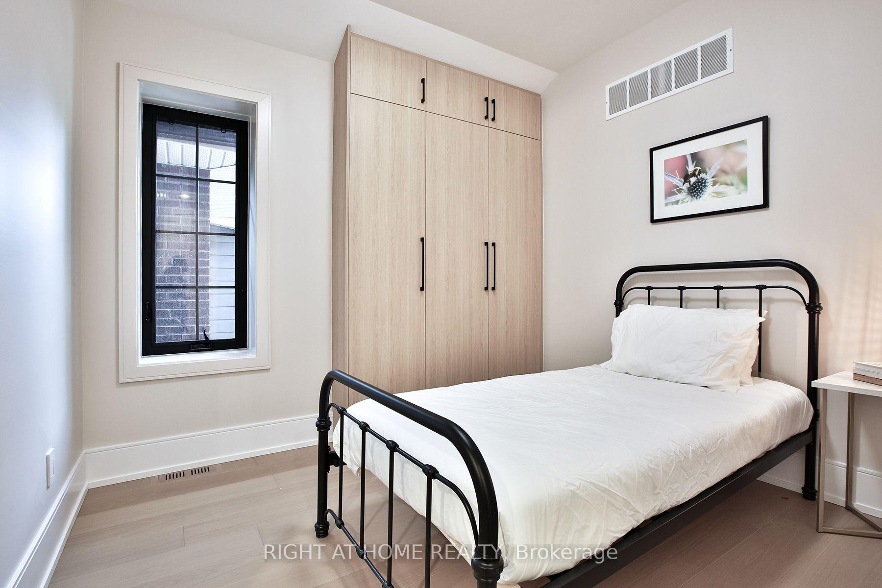 Photo 36 of 106 Eastbourne Avenue, Toronto, Yonge-Eglinton — HOMEH