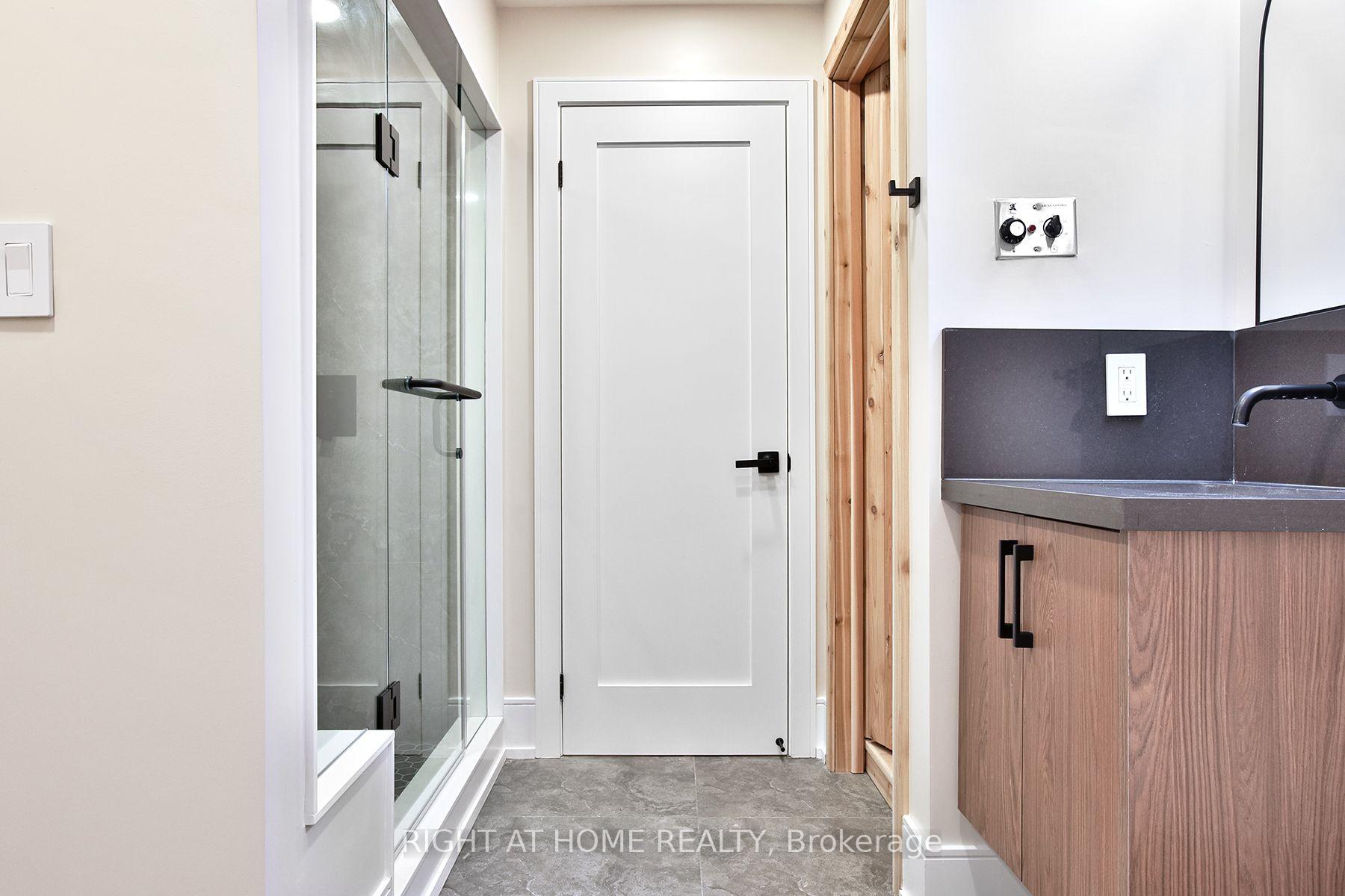 Photo 43 of 106 Eastbourne Avenue, Toronto, Yonge-Eglinton — HOMEH