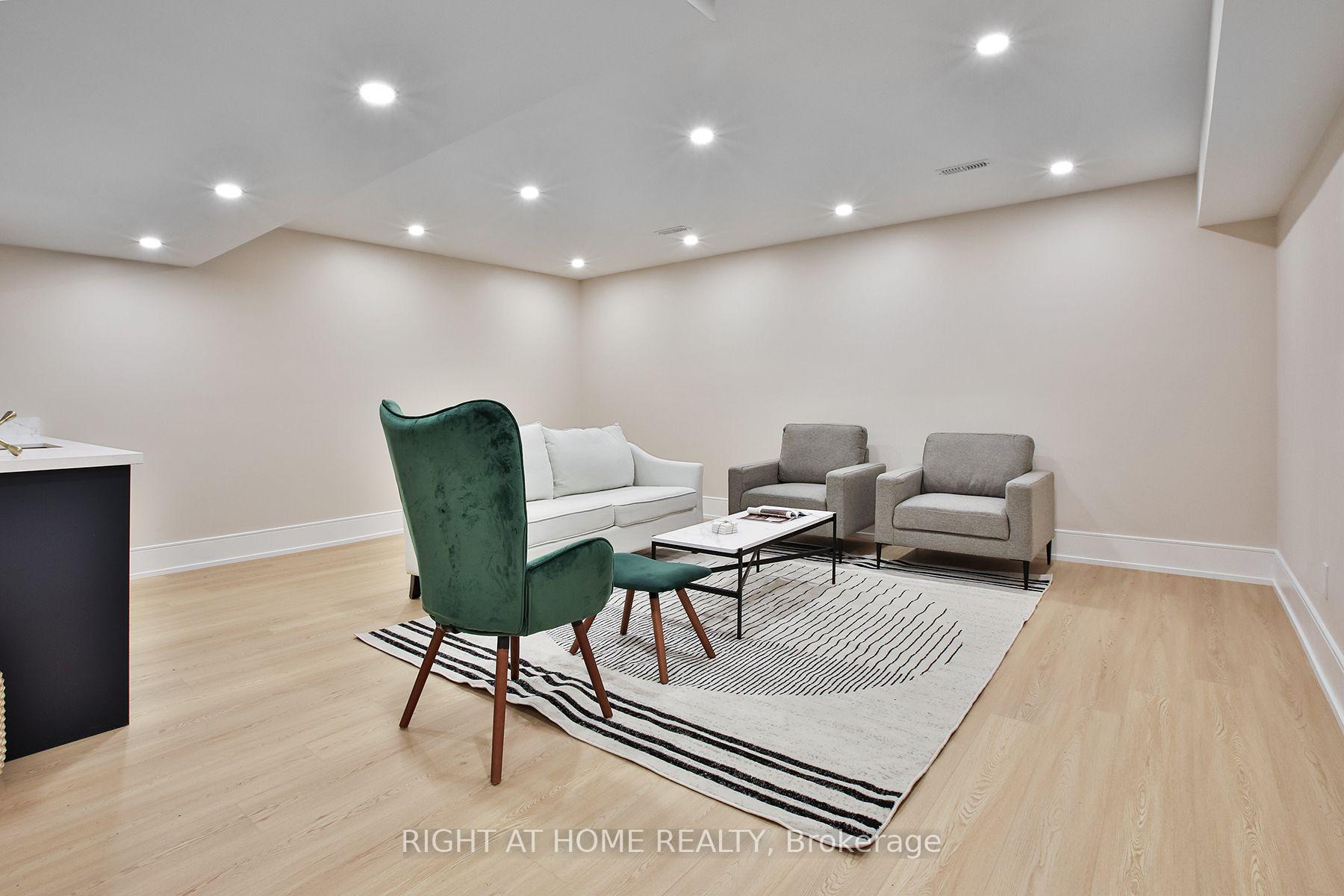 Photo 46 of 106 Eastbourne Avenue, Toronto, Yonge-Eglinton — HOMEH