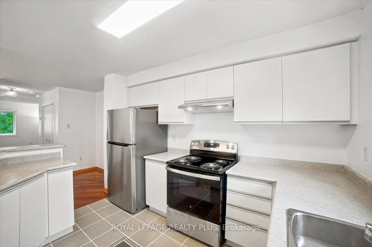 Photo 9 of Unit 15, 45 Bristol Road E, Mississauga, Hurontario — HOMEH