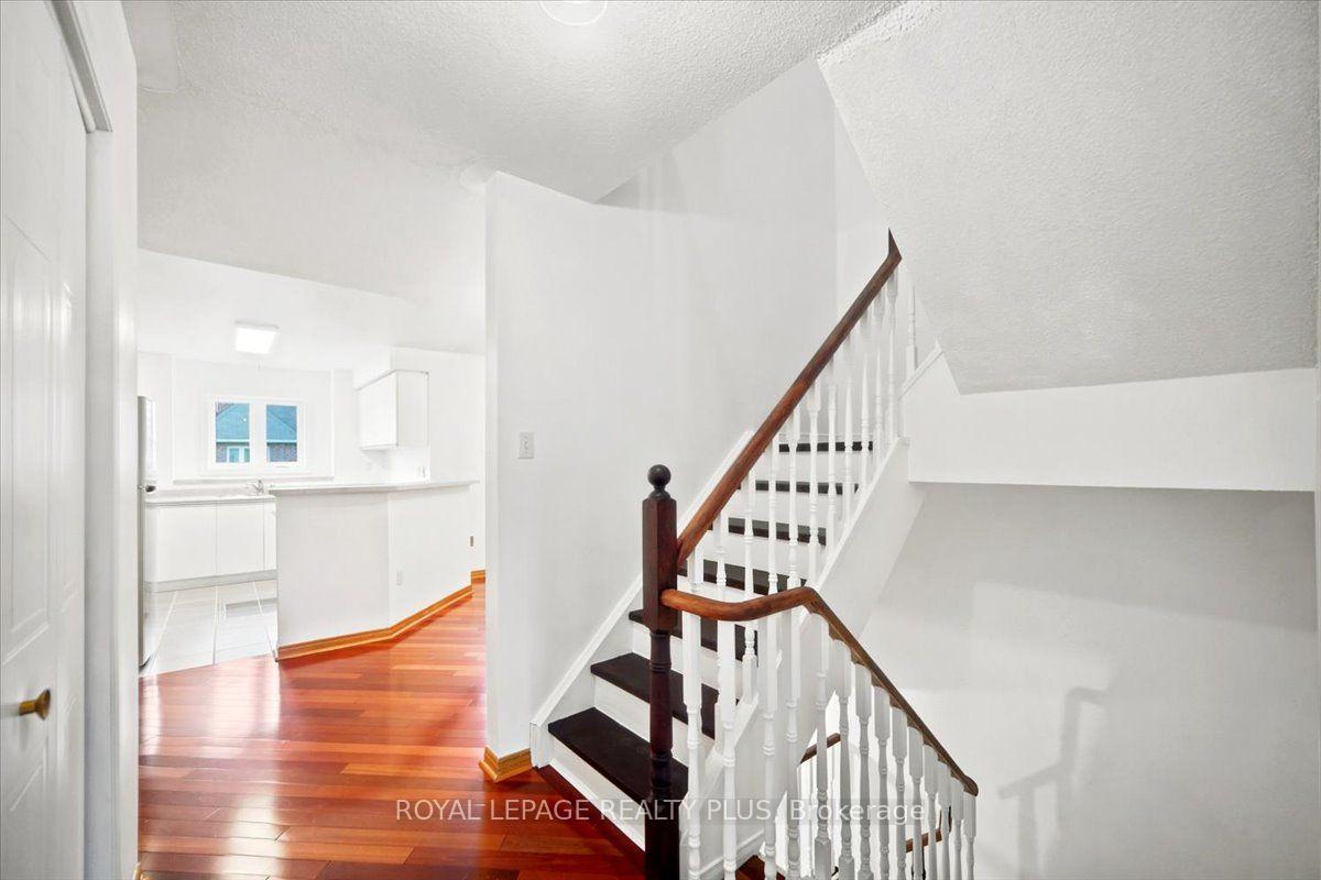Photo 10 of Unit 15, 45 Bristol Road E, Mississauga, Hurontario — HOMEH