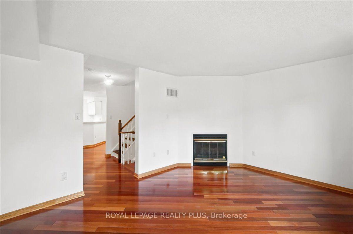 Photo 11 of Unit 15, 45 Bristol Road E, Mississauga, Hurontario — HOMEH