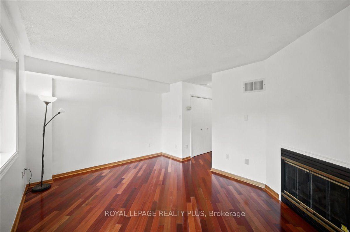 Photo 14 of Unit 15, 45 Bristol Road E, Mississauga, Hurontario — HOMEH