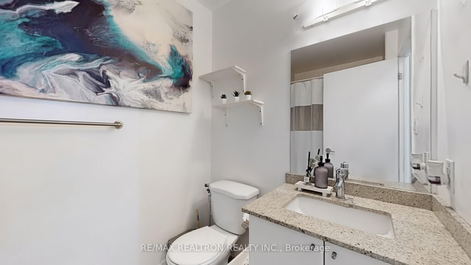 Photo 16 of Unit 2104, 18 Harbour Street, Toronto, Waterfront Communities — HOMEH