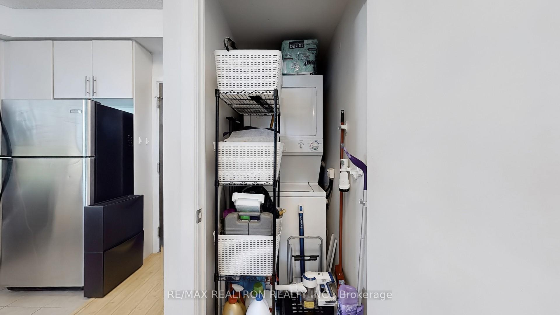 Photo 18 of Unit 2104, 18 Harbour Street, Toronto, Waterfront Communities — HOMEH