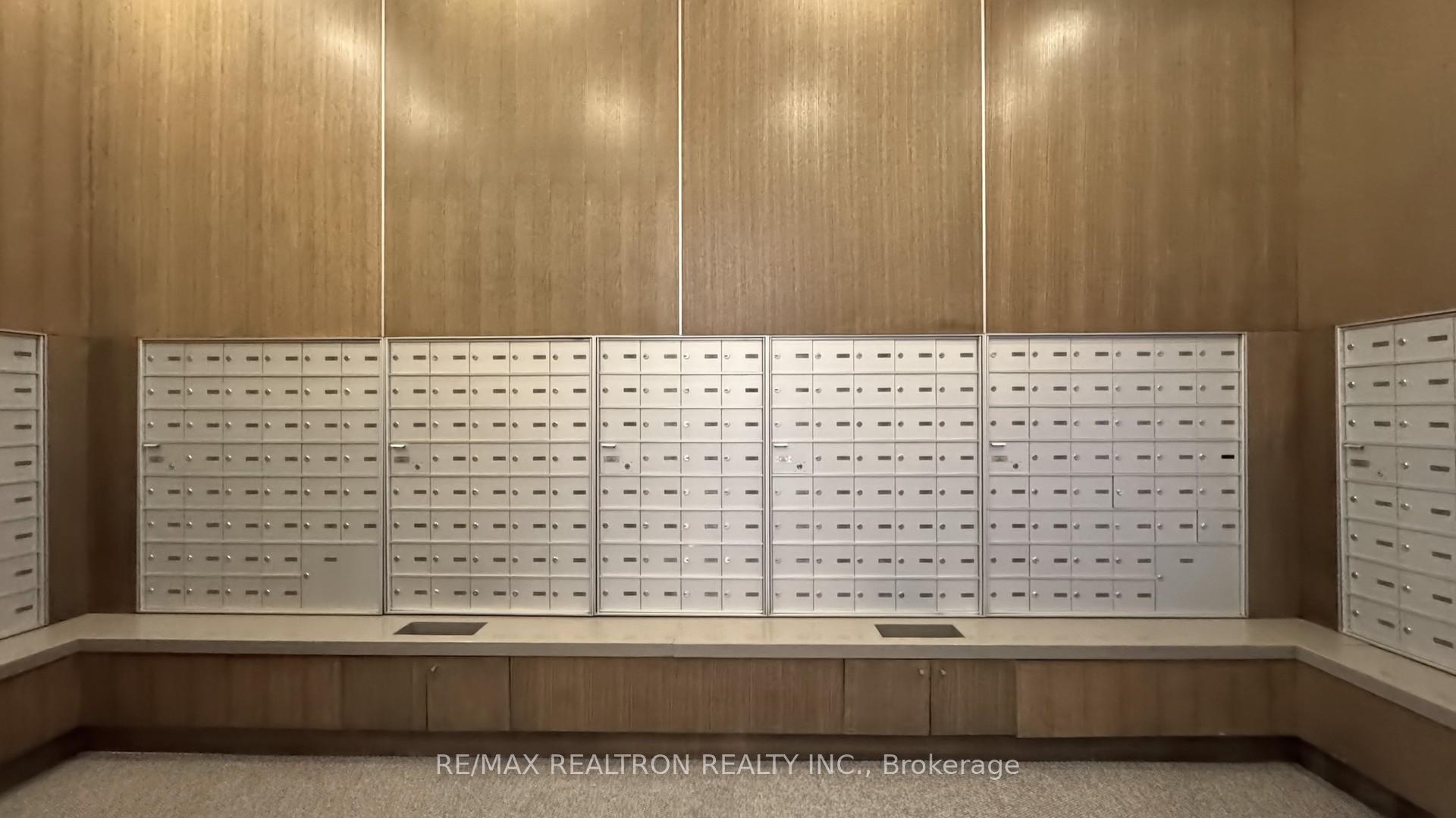 Photo 32 of Unit 2104, 18 Harbour Street, Toronto, Waterfront Communities — HOMEH