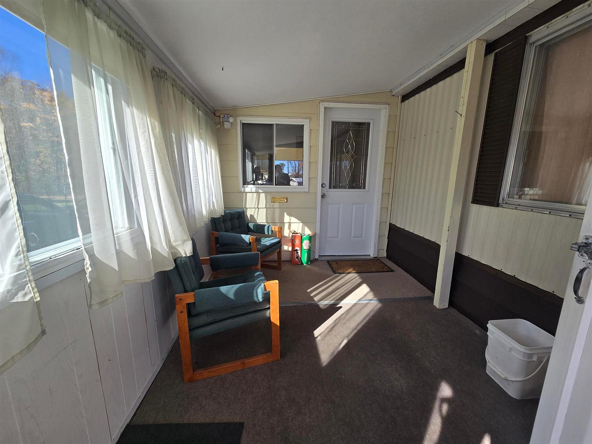 Photo 3 of 11 Chalmers Crescent, Elliot Lake — HOMEH
