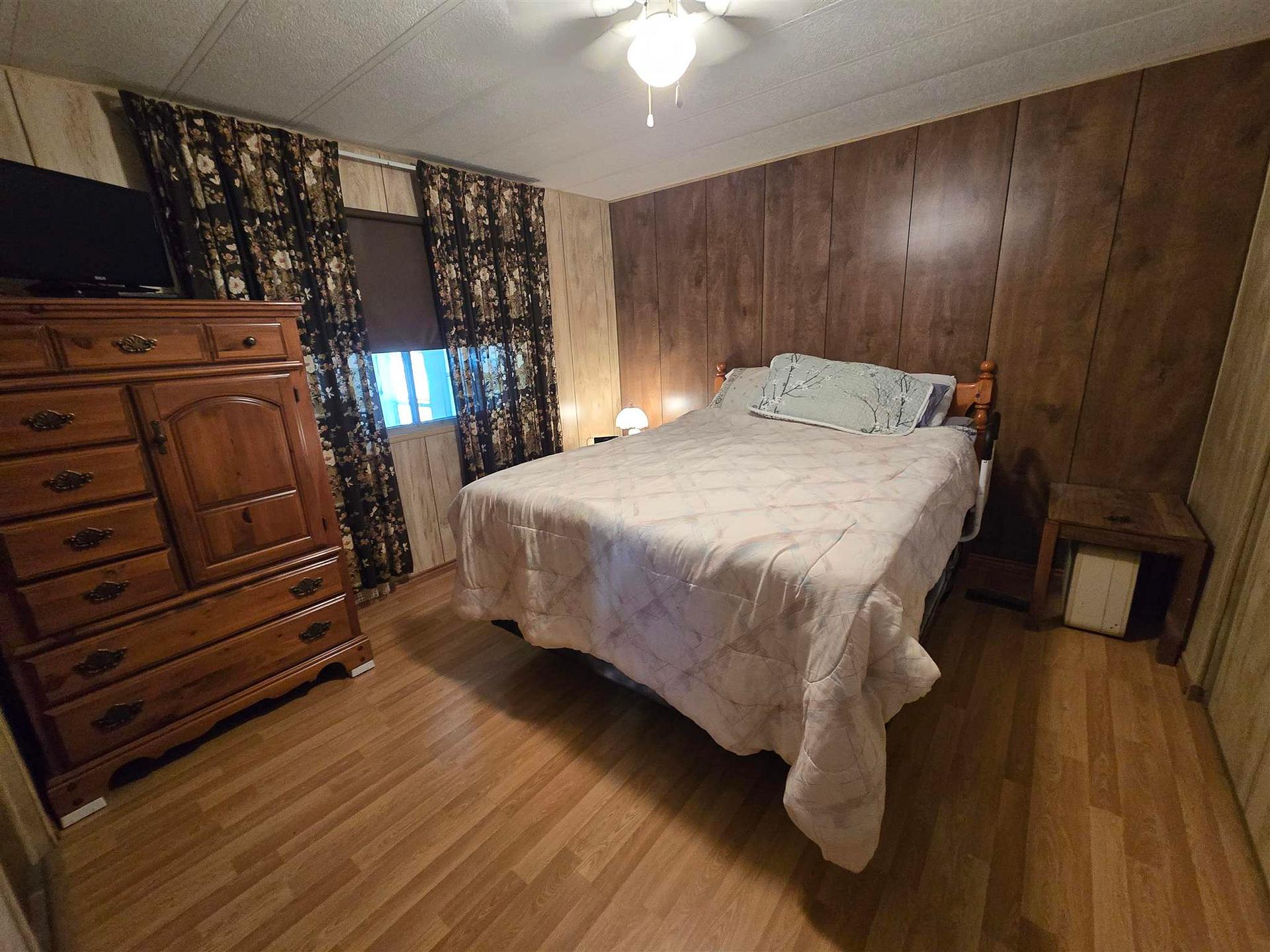 Photo 15 of 11 Chalmers Crescent, Elliot Lake — HOMEH