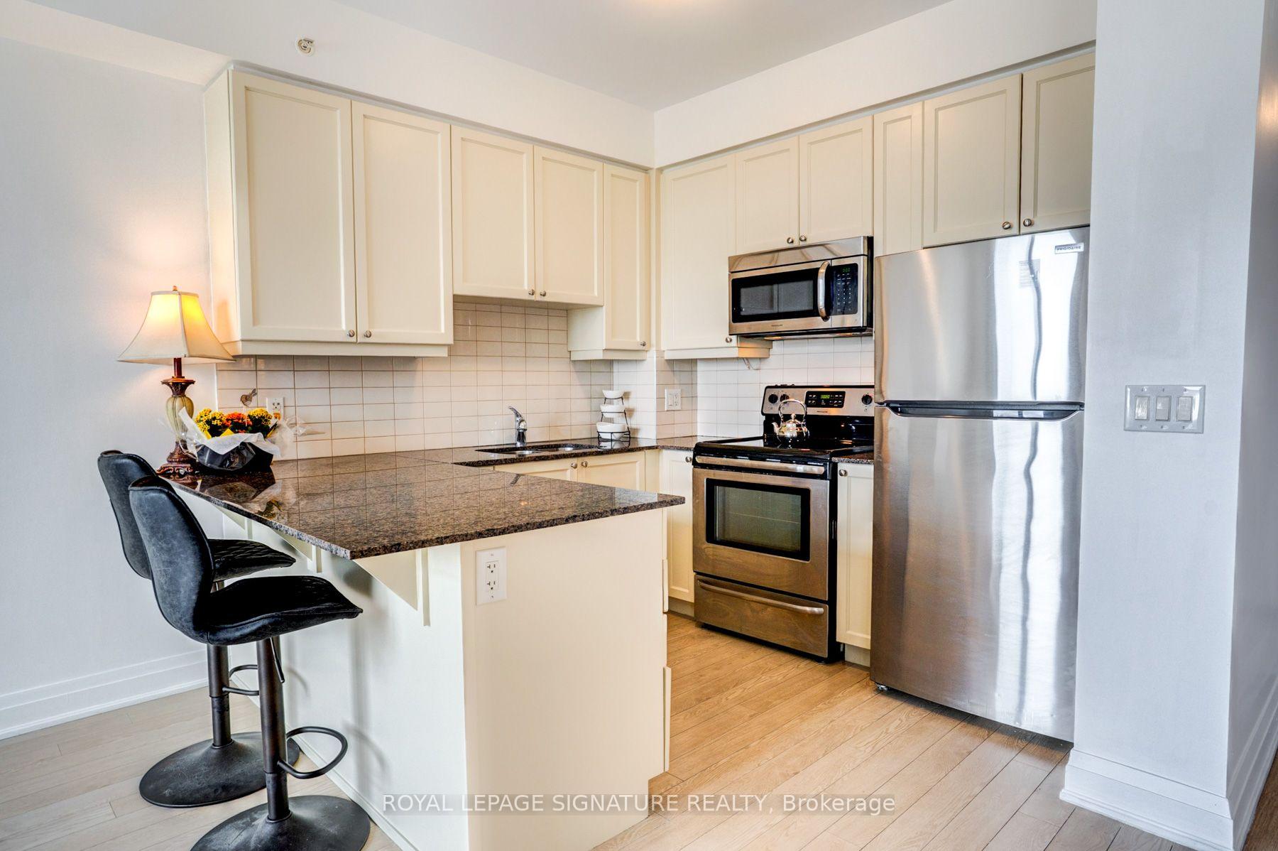 Photo 4 of Unit 714, 24 Woodstream Boulevard, Vaughan, Vaughan Grove — HOMEH