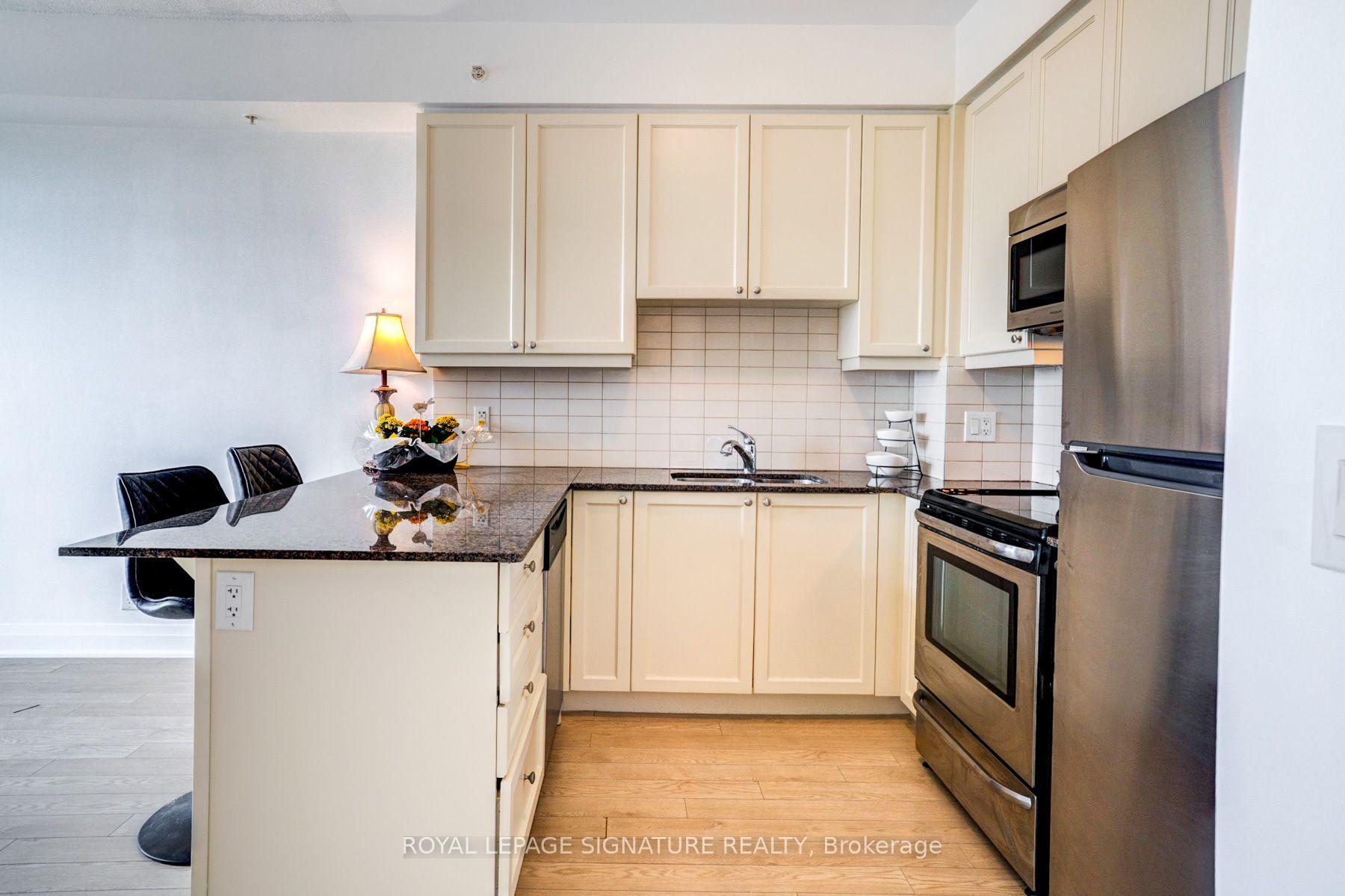 Photo 5 of Unit 714, 24 Woodstream Boulevard, Vaughan, Vaughan Grove — HOMEH