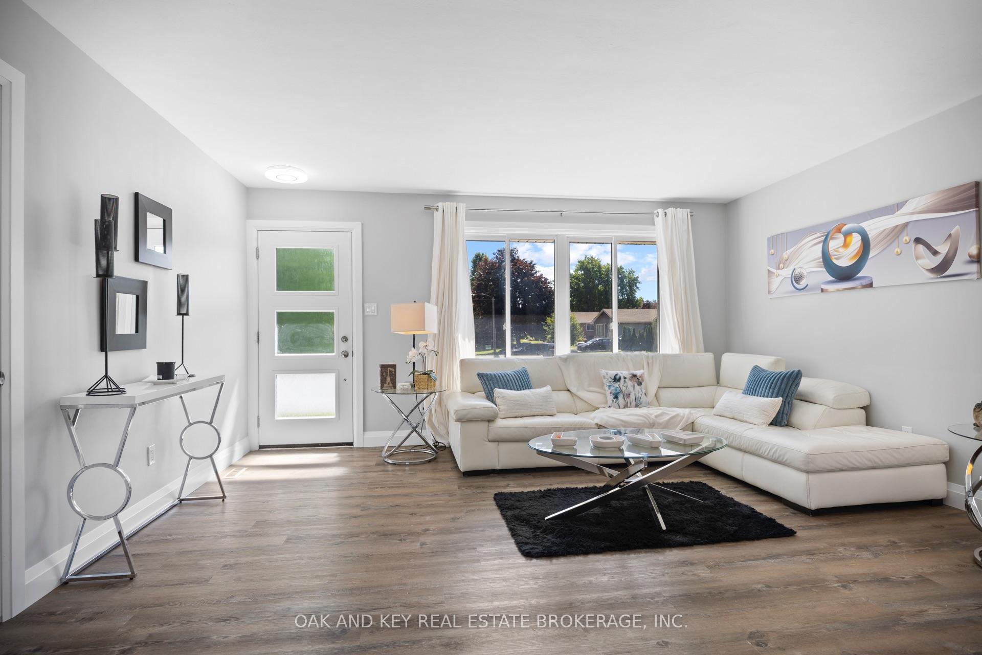 Photo 9 of 25 Paulson Court, St. Thomas — HOMEH