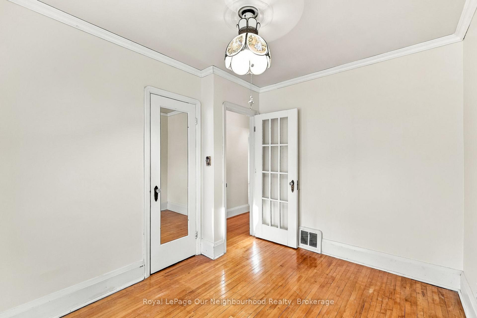 Photo 15 of 868 Grierson Street, Oshawa, Centennial — HOMEH