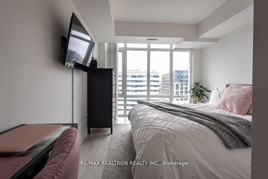 Photo 13 of Unit 1712, 525 Adelaide Street W, Toronto, Waterfront Communities — HOMEH