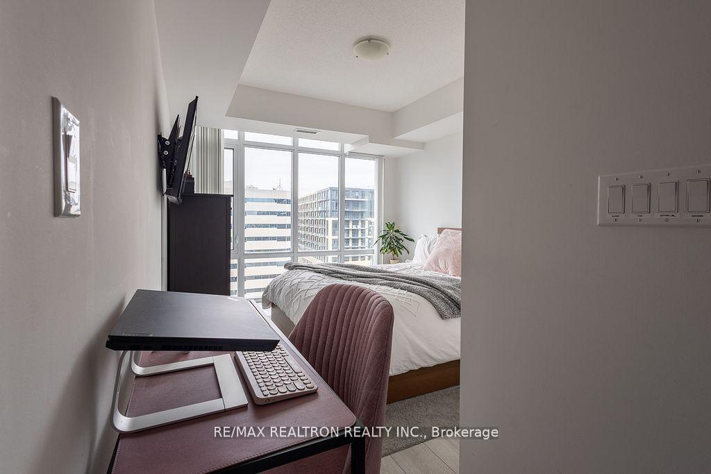 Photo 16 of Unit 1712, 525 Adelaide Street W, Toronto, Waterfront Communities — HOMEH