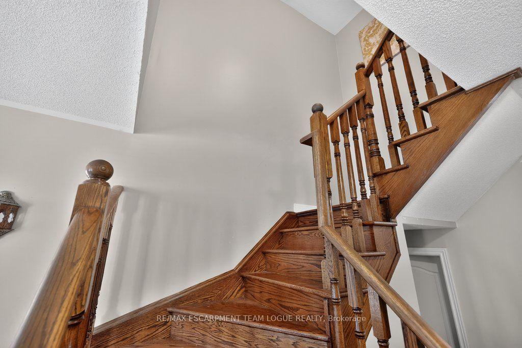 Photo 9 of 4690 Thomas Alton Boulevard, Burlington, Alton — HOMEH