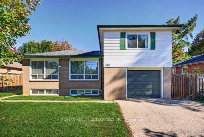Photo 2 of 1193 Whittington Road, Mississauga, Clarkson — HOMEH