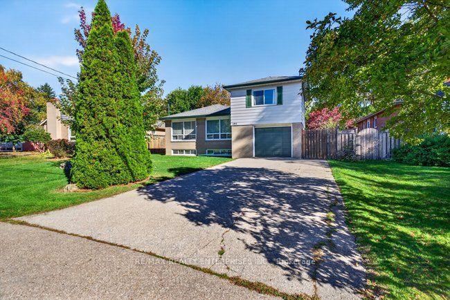 Photo 5 of 1193 Whittington Road, Mississauga, Clarkson — HOMEH