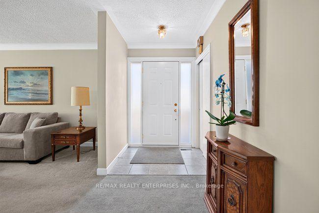 Photo 8 of 1193 Whittington Road, Mississauga, Clarkson — HOMEH