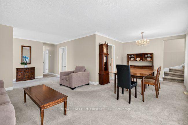 Photo 15 of 1193 Whittington Road, Mississauga, Clarkson — HOMEH