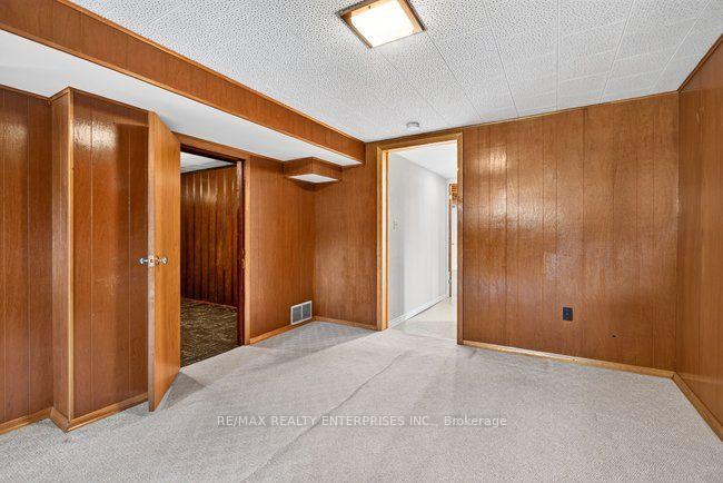 Photo 37 of 1193 Whittington Road, Mississauga, Clarkson — HOMEH