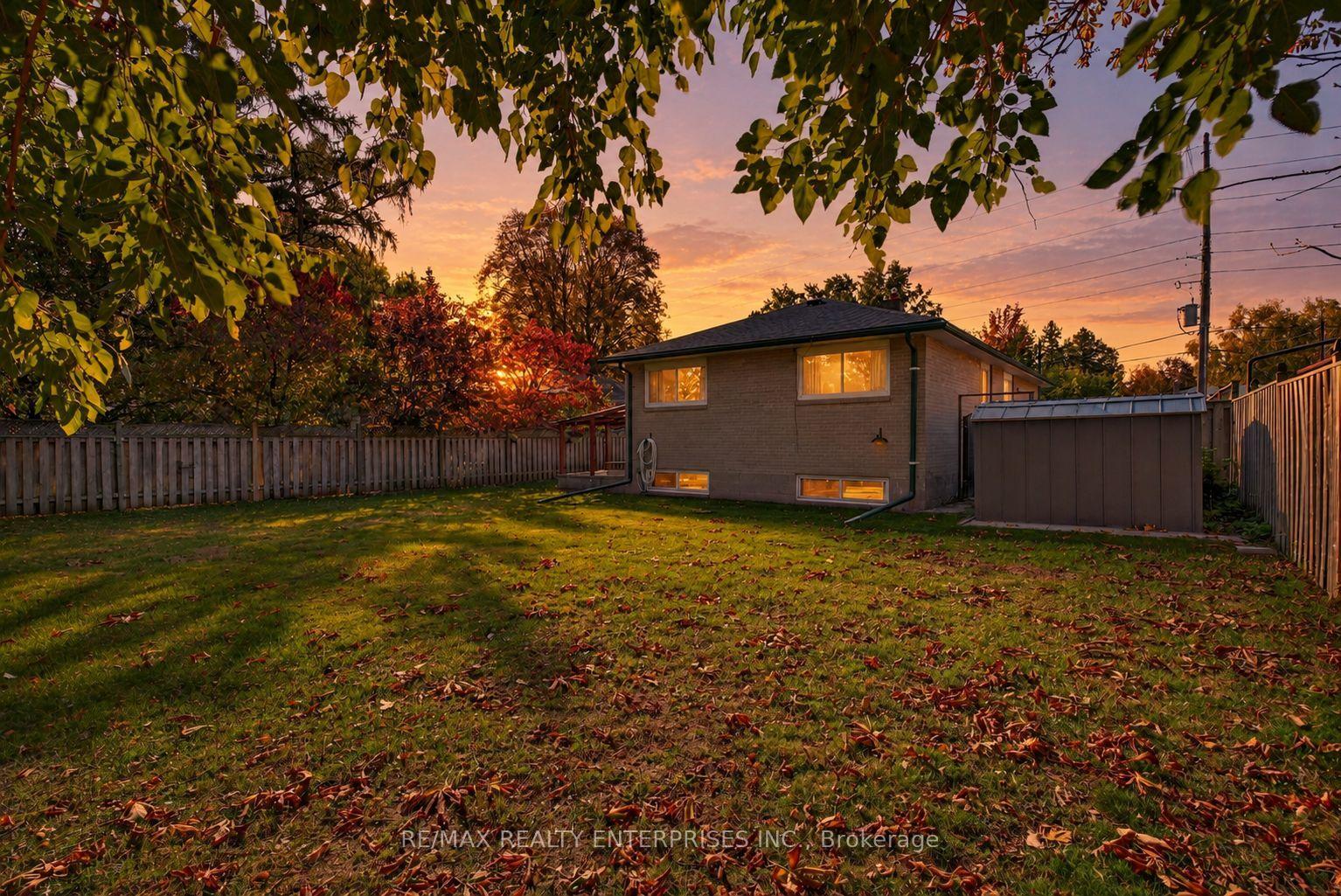 Photo 42 of 1193 Whittington Road, Mississauga, Clarkson — HOMEH