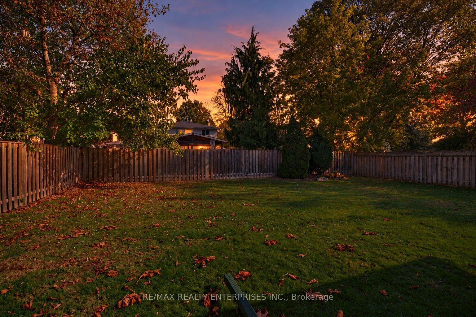 Photo 50 of 1193 Whittington Road, Mississauga, Clarkson — HOMEH