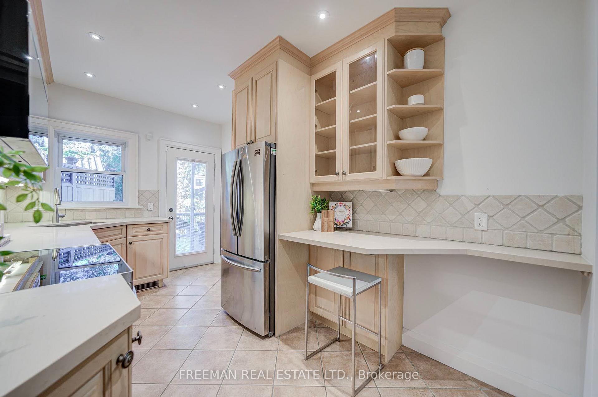 Photo 12 of 378 Durie Street, Toronto, Runnymede-Bloor West Village — HOMEH