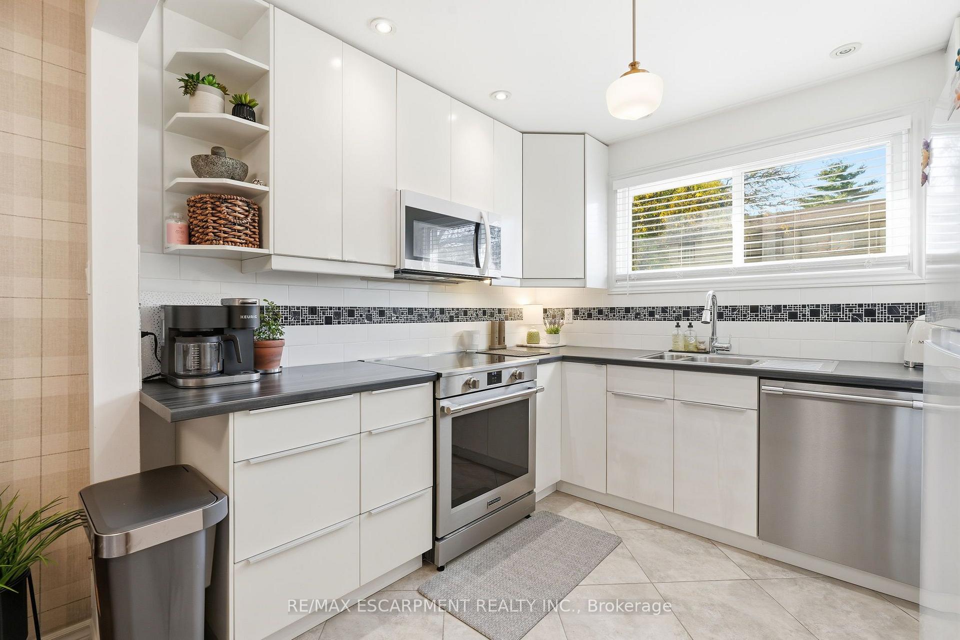 Photo 5 of Unit 17, 1550 Garth Street, Hamilton, Falkirk — HOMEH