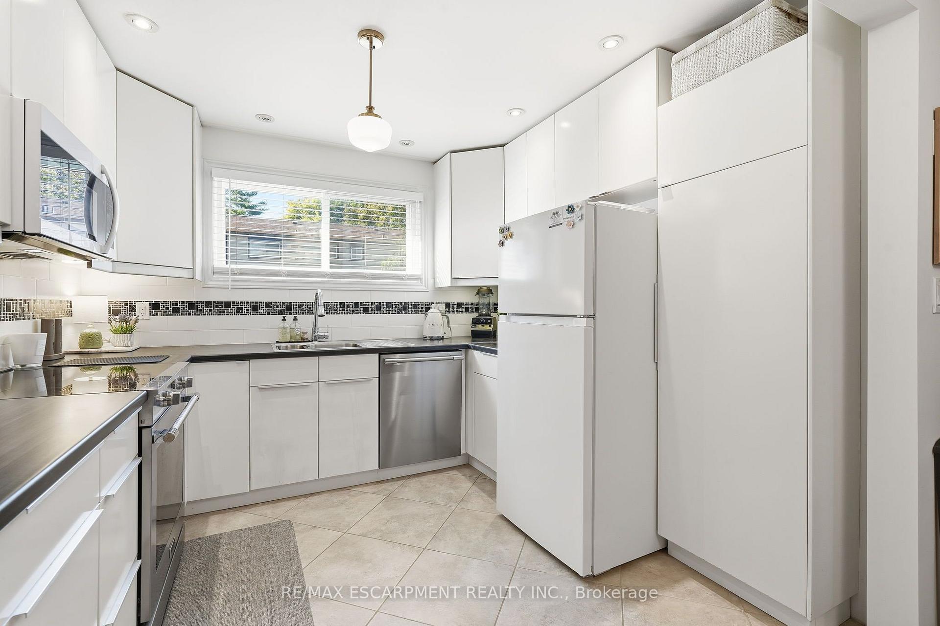 Photo 7 of Unit 17, 1550 Garth Street, Hamilton, Falkirk — HOMEH