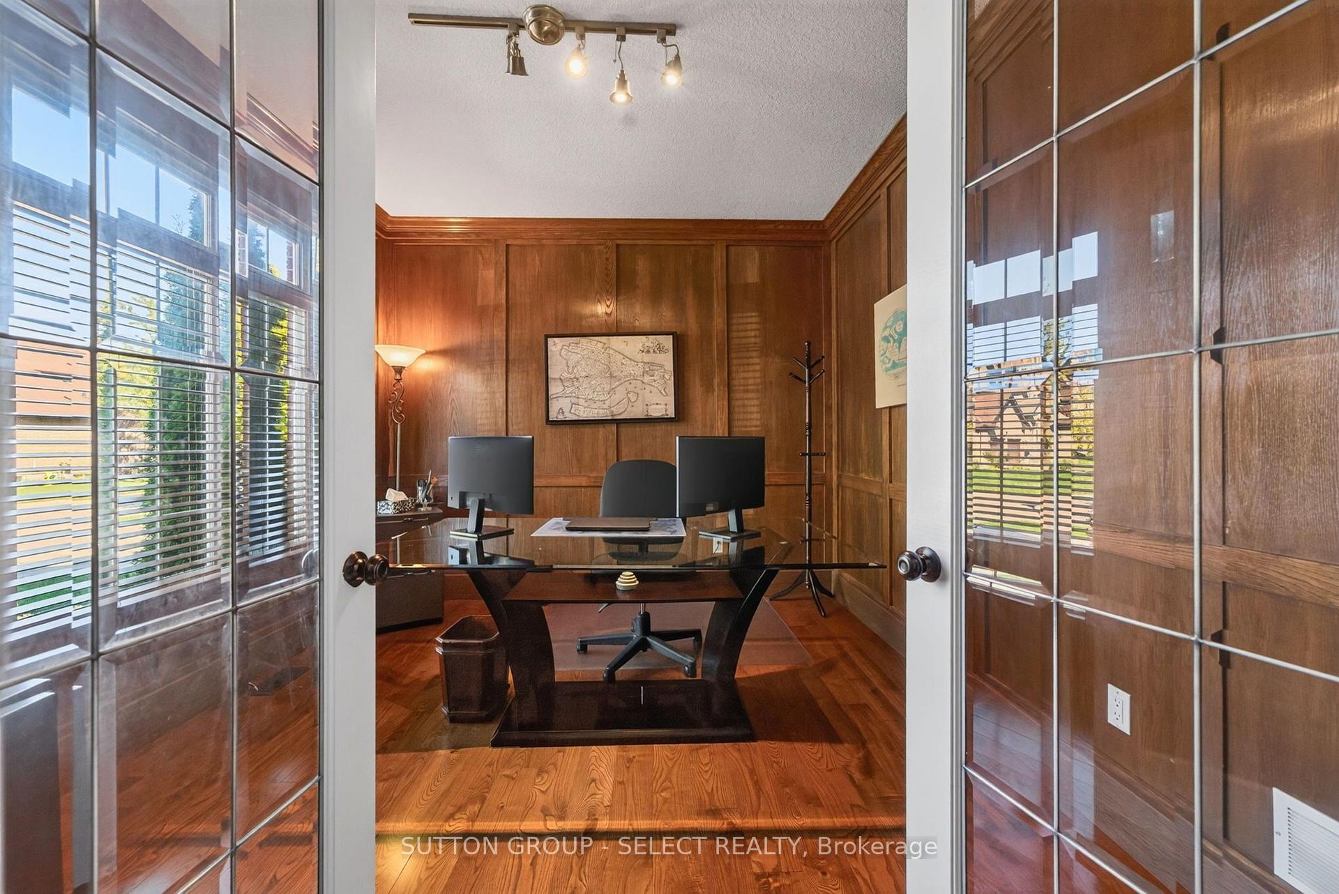 Photo 8 of 563 Firefly Drive, London, North B — HOMEH