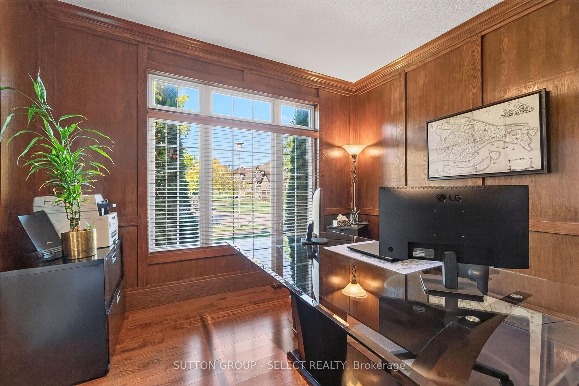 Photo 9 of 563 Firefly Drive, London, North B — HOMEH