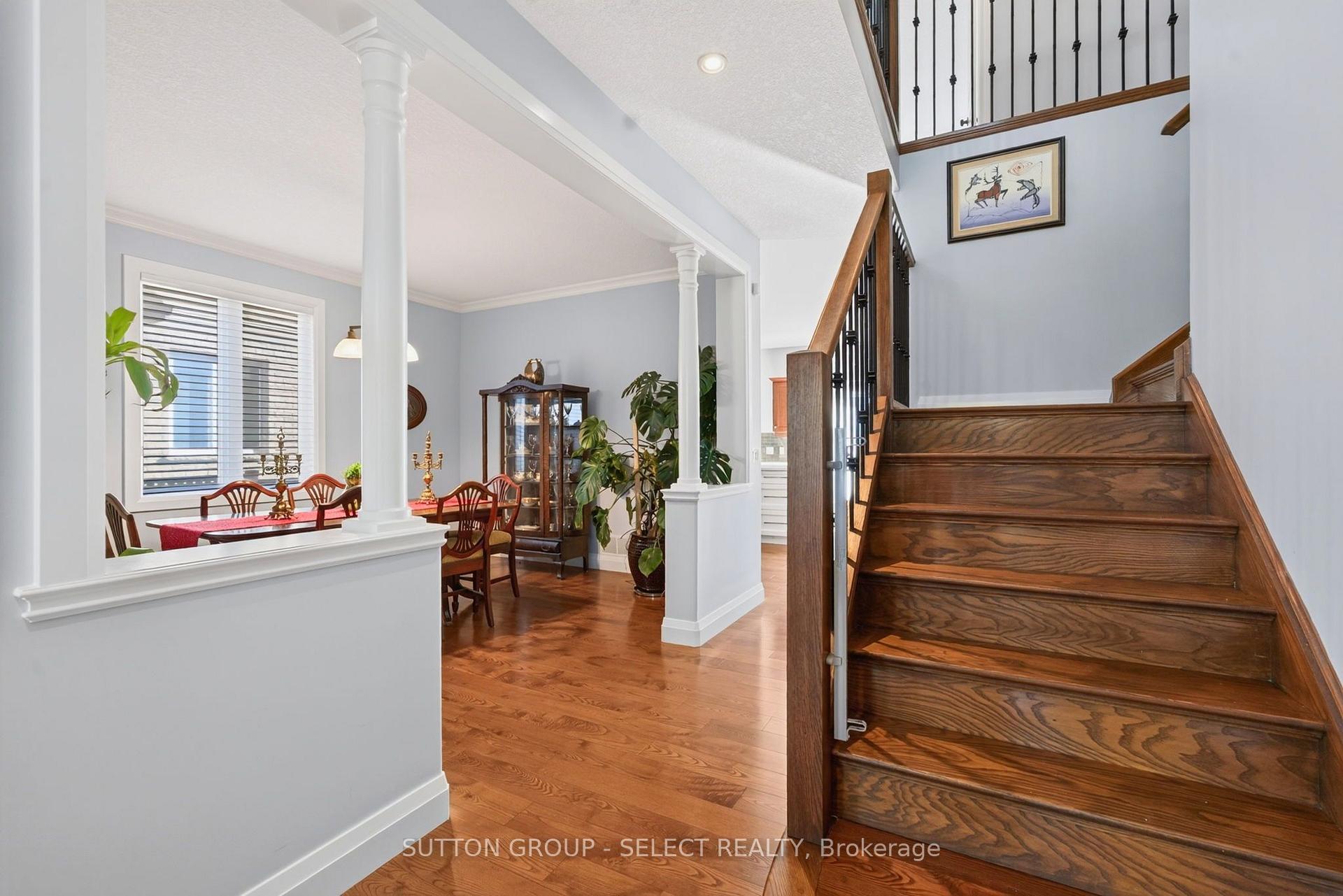 Photo 11 of 563 Firefly Drive, London, North B — HOMEH
