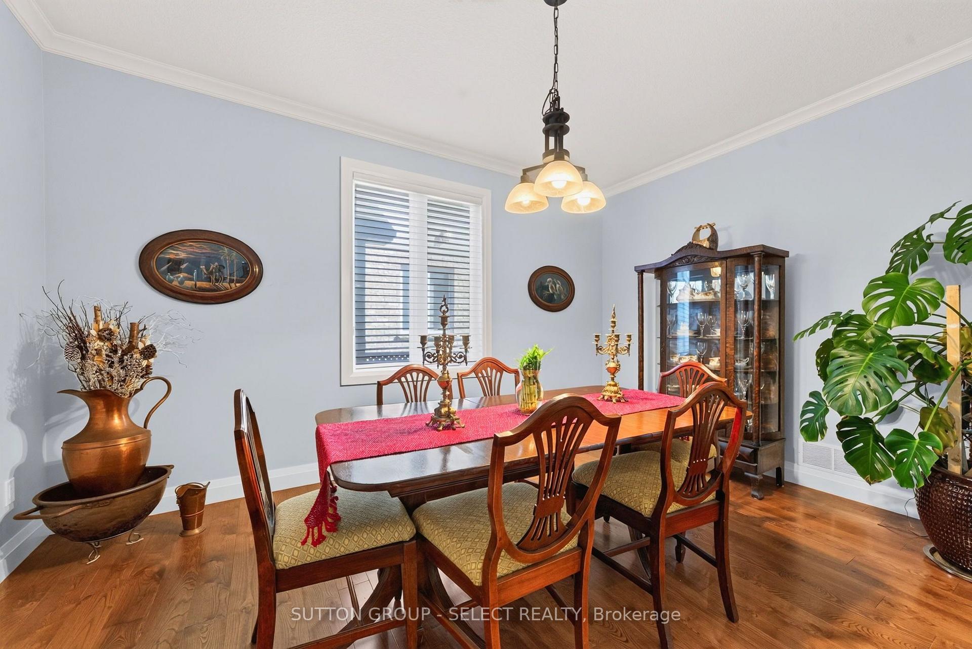 Photo 13 of 563 Firefly Drive, London, North B — HOMEH