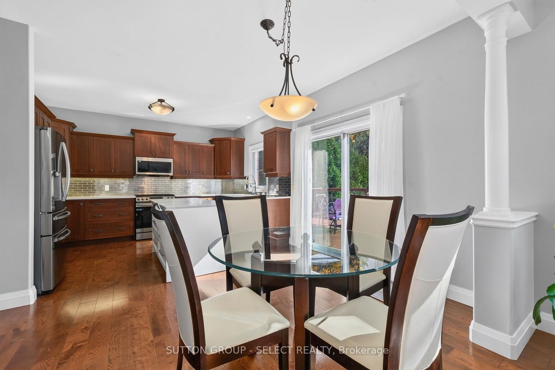 Photo 14 of 563 Firefly Drive, London, North B — HOMEH