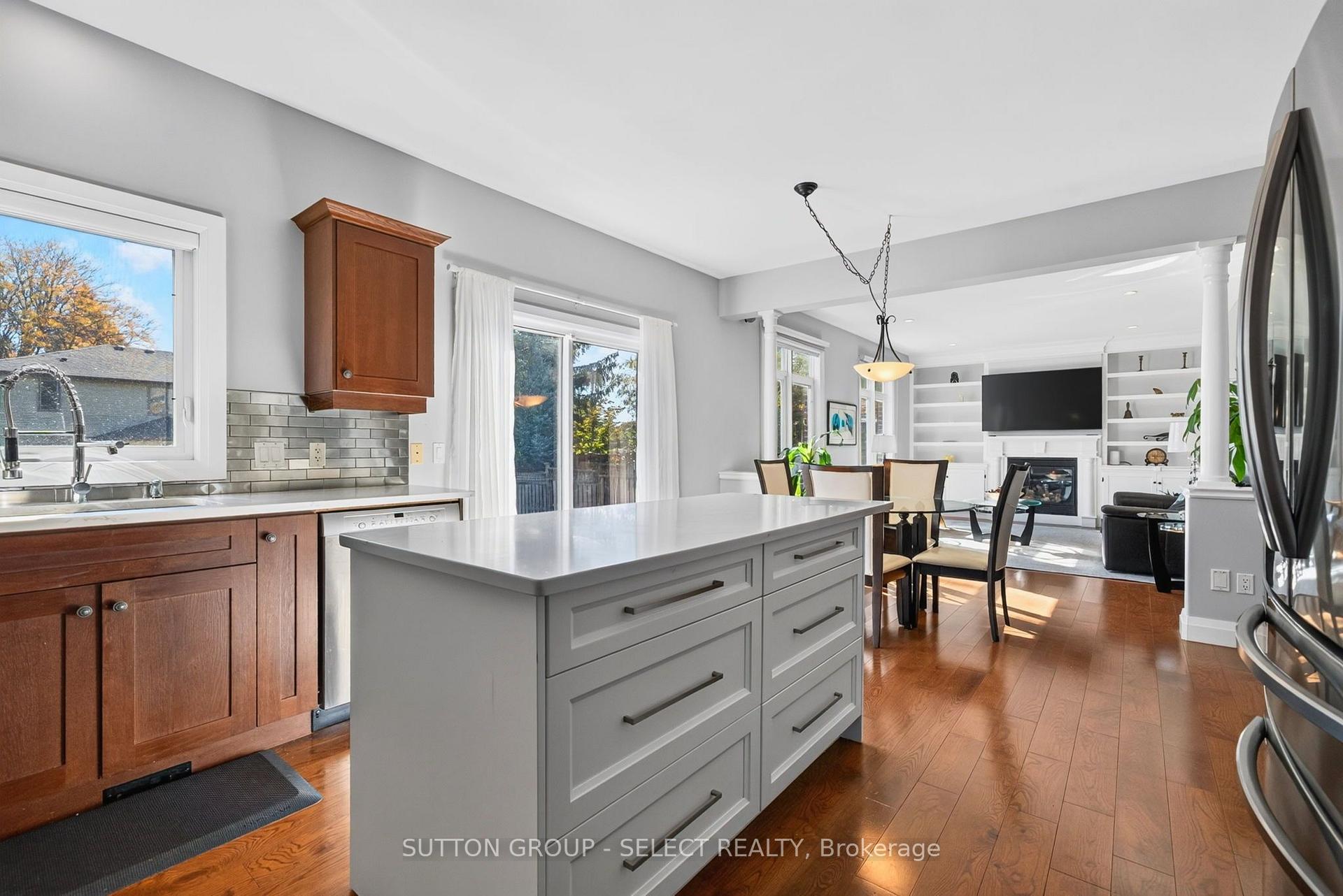 Photo 17 of 563 Firefly Drive, London, North B — HOMEH