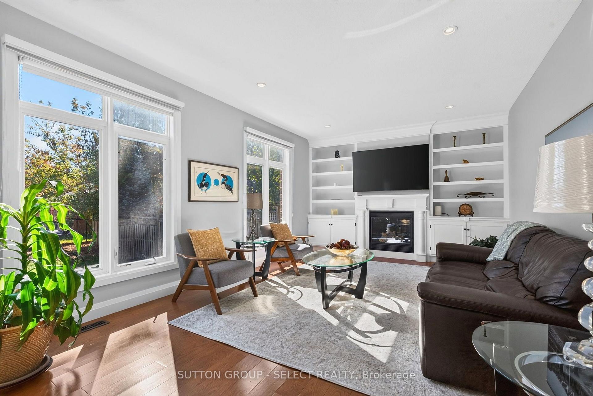 Photo 18 of 563 Firefly Drive, London, North B — HOMEH