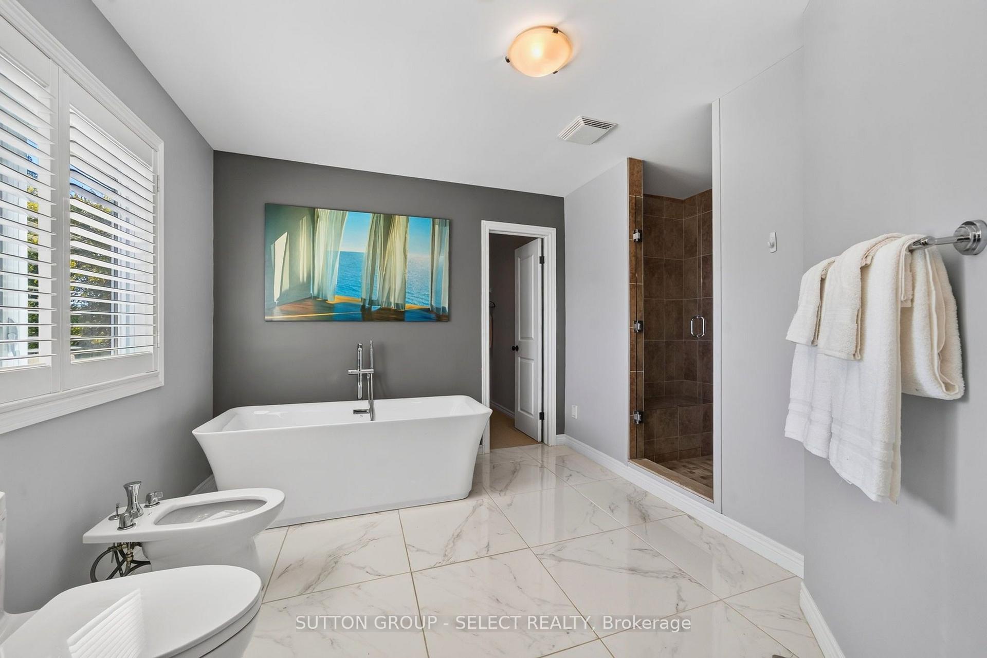 Photo 28 of 563 Firefly Drive, London, North B — HOMEH